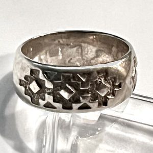 Signed - Tony Aguilar Sr, Vntg Santo Domingo Stamped Sterling Silver Band Ring